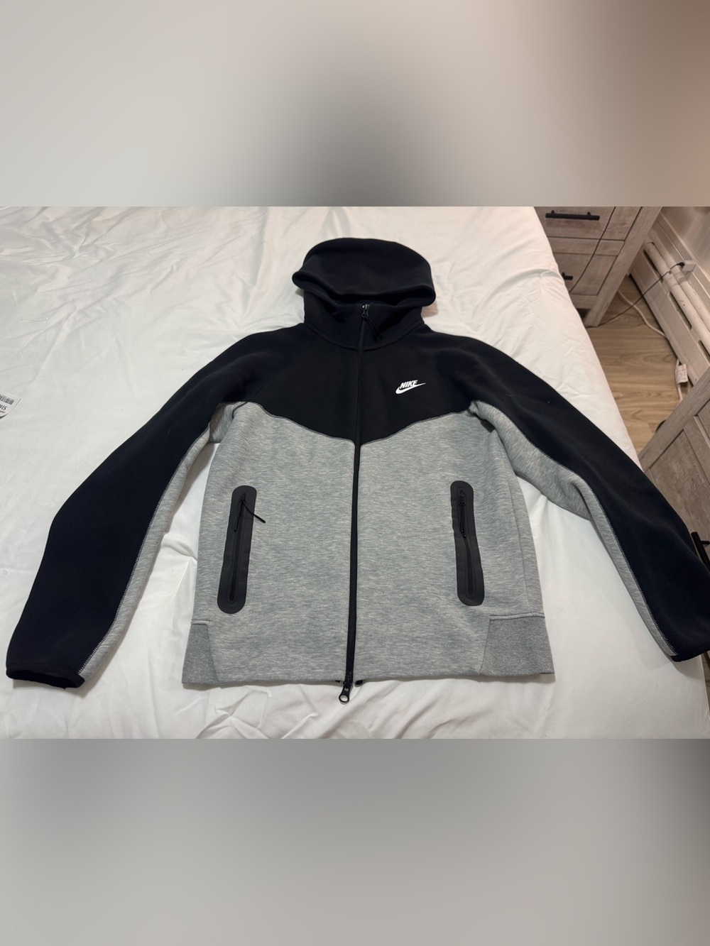 Nike Men's Sportswear Tech Fleece Full-Zip Windrunner Hoodie Black/Heather Gray